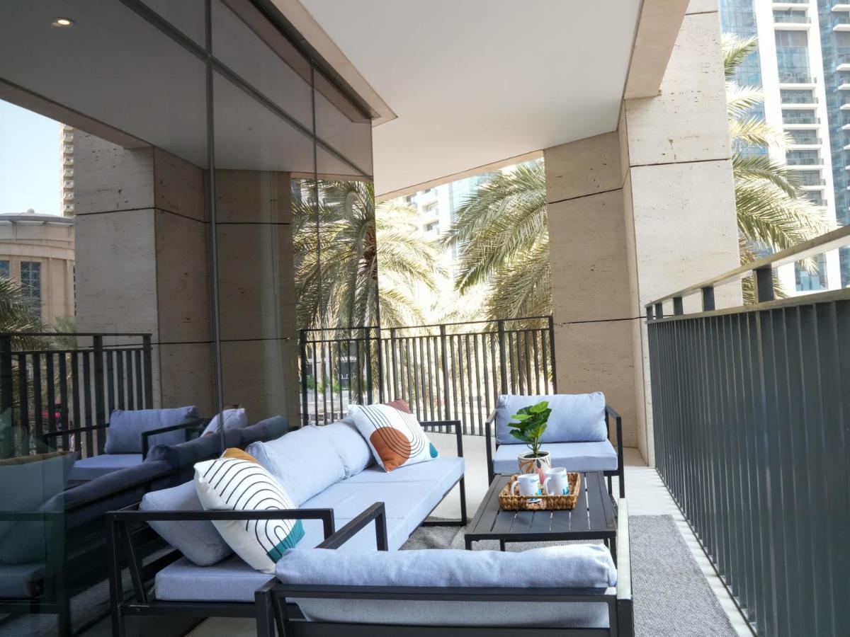 Higuests - Elegant Apt With Terrace Minutes From Burj Khalifa Dubai Bagian luar foto