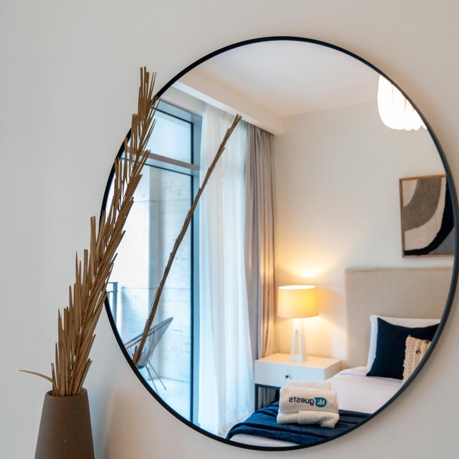 Higuests - Elegant Apt With Terrace Minutes From Burj Khalifa Dubai Bagian luar foto